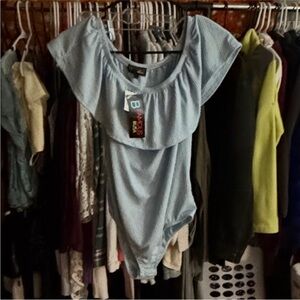 💙 Off-Shoulder Light Blue Bodysuit – Size XL 💙